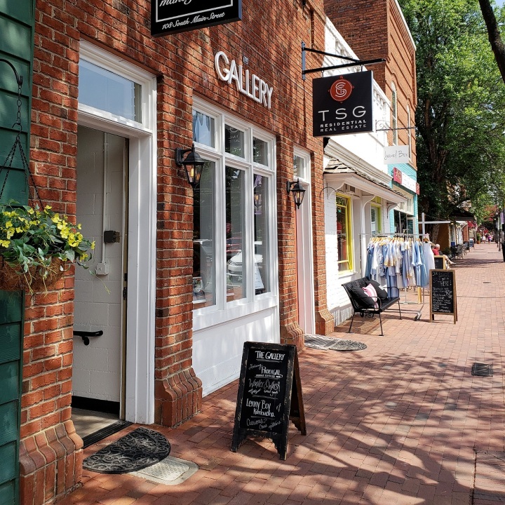 Entrance to The Gallery from Main Street in Davidson, NC